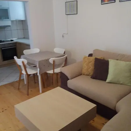 Apartment Kamenice *